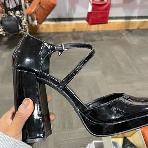 ISO MADDEN GIRL HEELED SANDAL